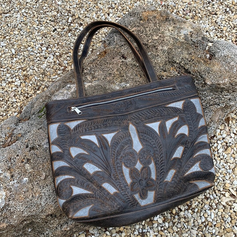 Hand told all leather bag handmade by Jl Saldivar